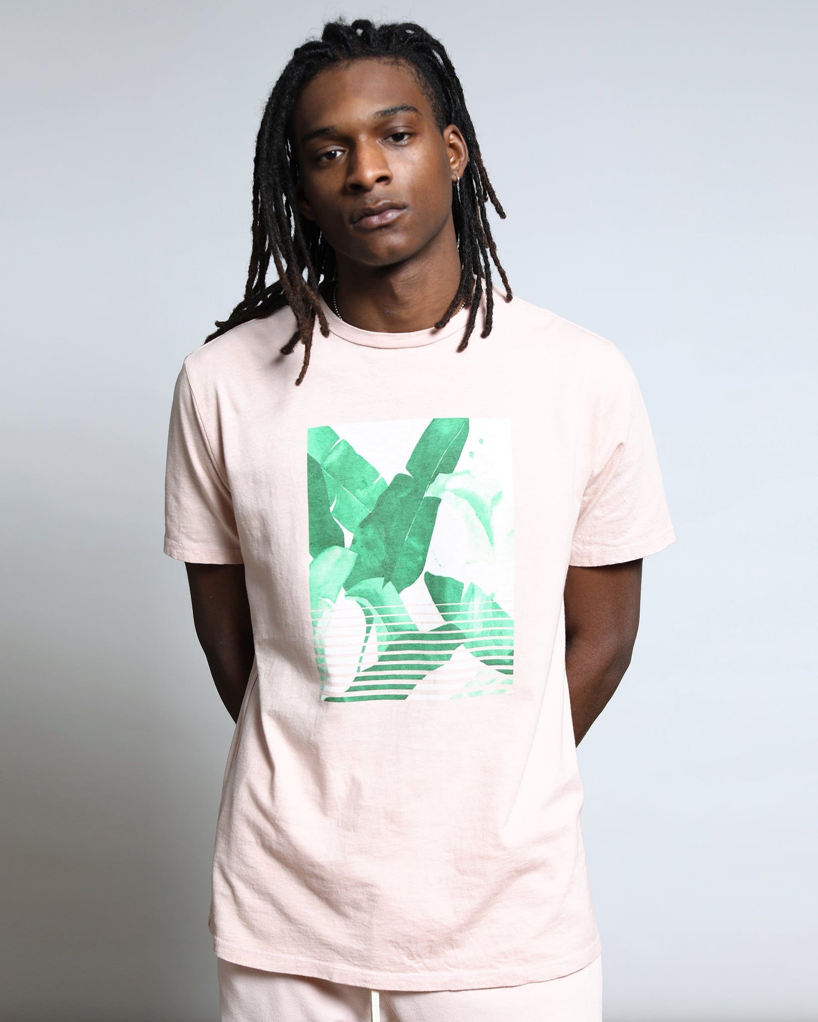 Off white hotsell leaf tee