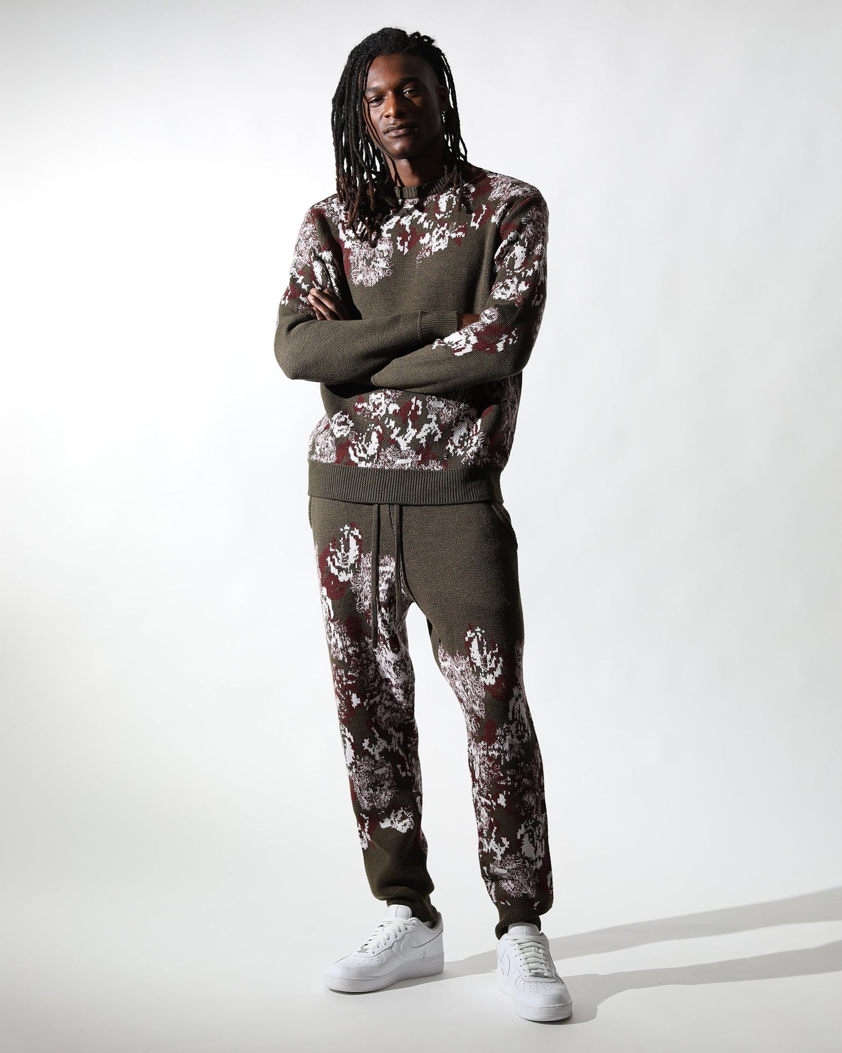 Hanging Floral Distressed Sweater Pant (FINAL SALE)-Mens-Twenty