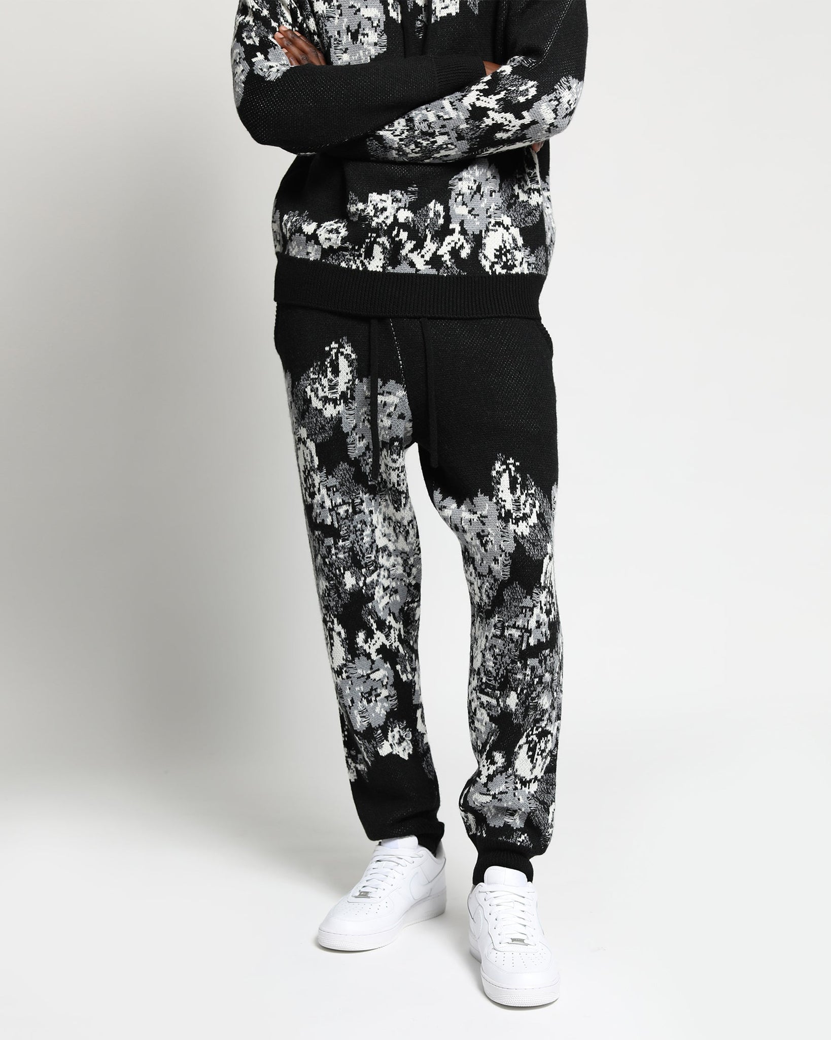 Hanging Floral Distressed Sweater Pant (FINAL SALE)-Mens-Twenty